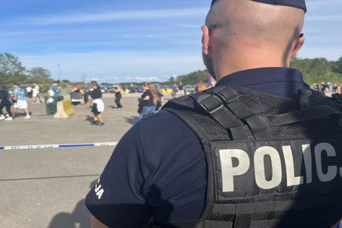 Policjanci w czasie wolnym od służby zatrzymali poszukiwaną listem gończym