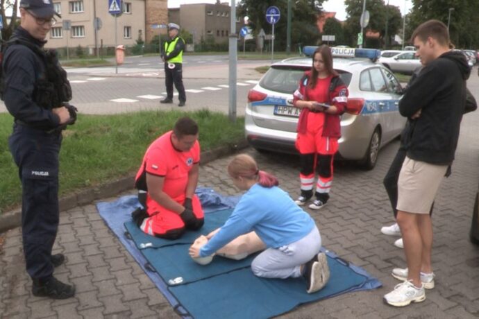 Zamiast mandatu, pierwsza pomoc
