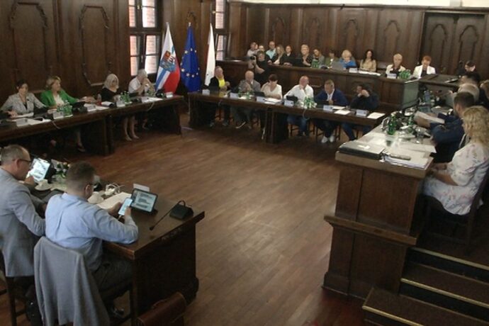 Nowe stawki podatków i opłat lokalnych przyjęte przez radnych