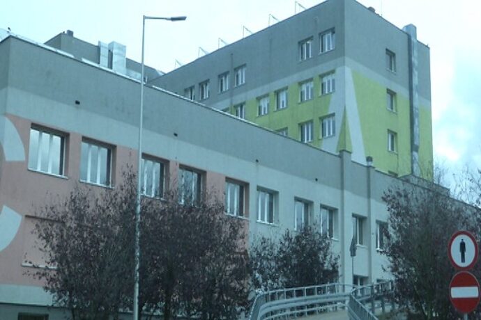 Wróciły odwiedziny w szpitalu