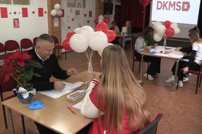 Uczniowie „Sienkiewicza” z wsparciem dla Fundacji DKMS