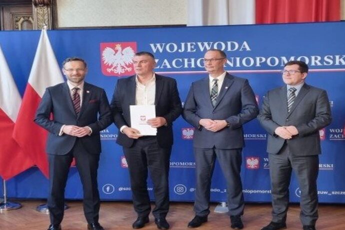 Umowa na Topolową