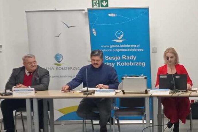 „Radni bez kultury”. Oświadczenie wójta Gminy Kołobrzeg