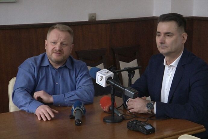 Radny Zawadzki zmienia klub. W tle walka o zabytek