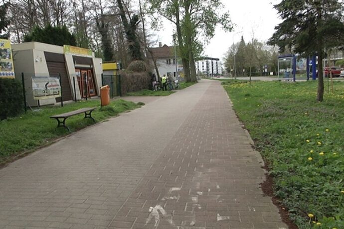 Powiat planuje budowę ciągu pieszo-rowerowego przy ulicy Fredry