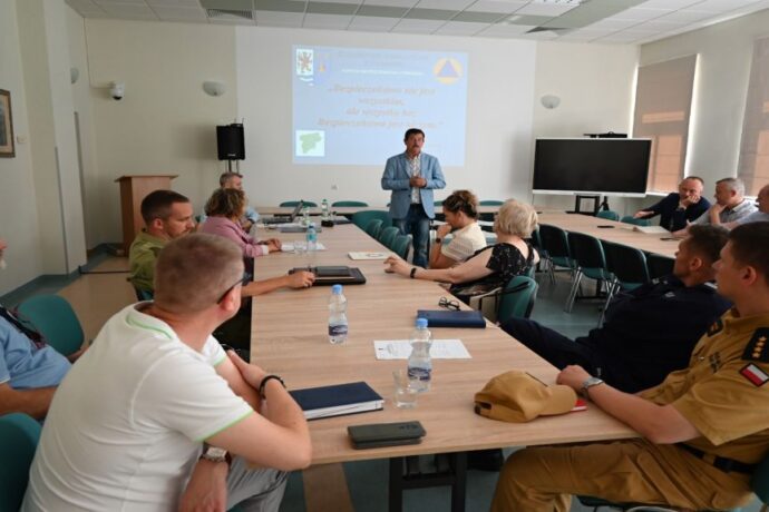 Obrady Komisji Bezpieczeństwa i Porządku Publicznego w powiecie