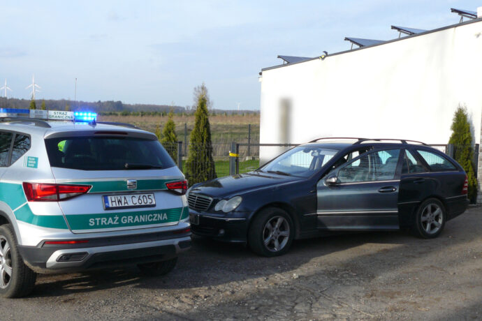 Kolejni nietrzeźwi za kierownicą