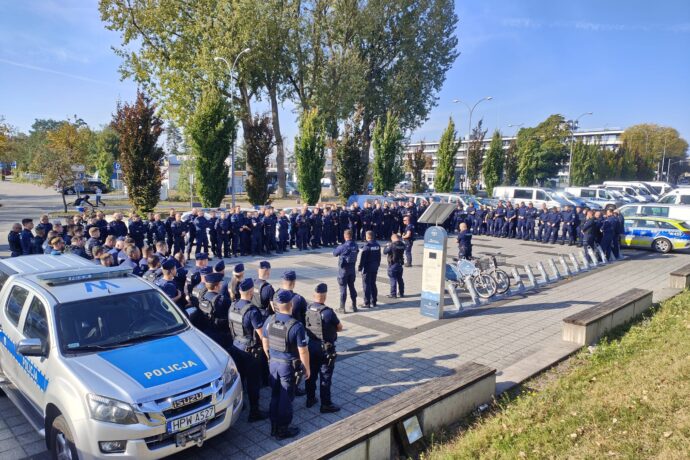 Prewencja ćwiczy zamieszki na stadionie