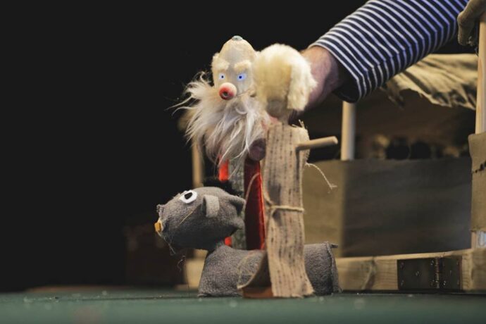 Teatr Lalek Marka Żyły „Osiołek Świętego Mikołaja” w RCK