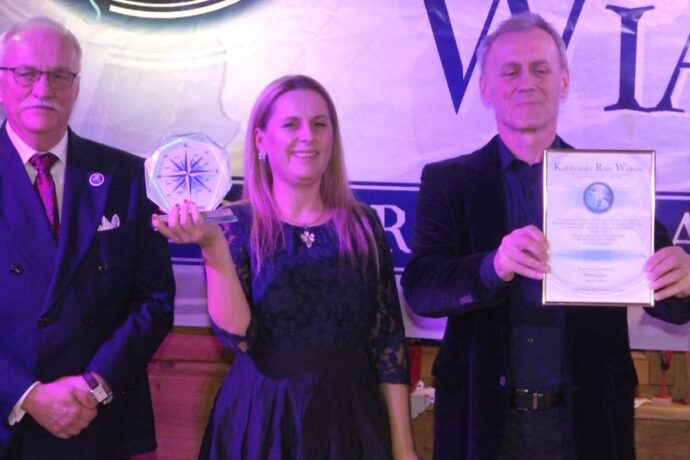 Róża Wiatrów dla Stowarzyszenia Kołobrzeskich Poetów
