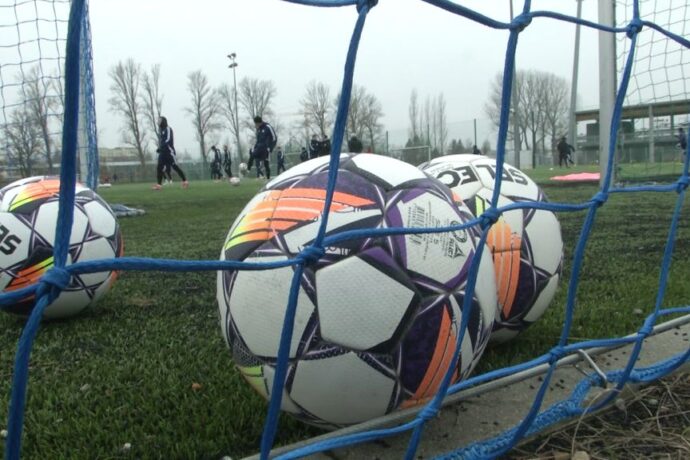 Stadion z opóźnieniem