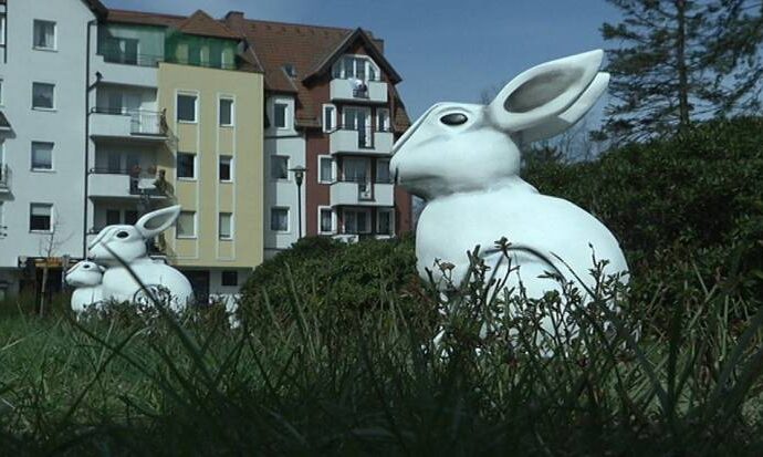 Zające i pisanki od piątku ozdobią miasto
