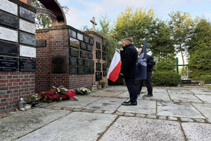 Ruch Narodowy Kołobrzeg oddał hołd Ofiarom sowieckiego terroru