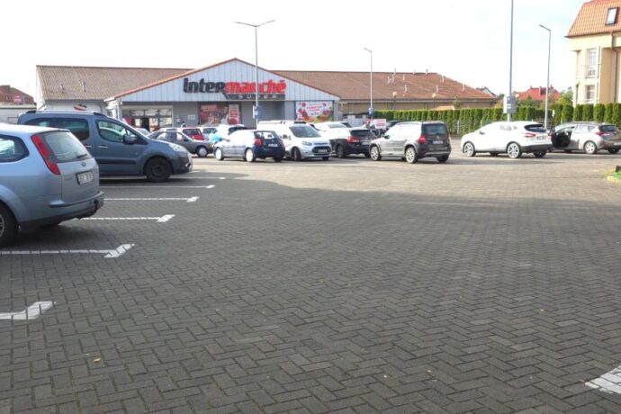 Konsumencie uważaj na parkingi przy marketach