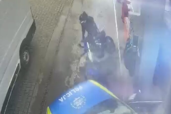 Tak uciekał, że uderzył w radiowóz