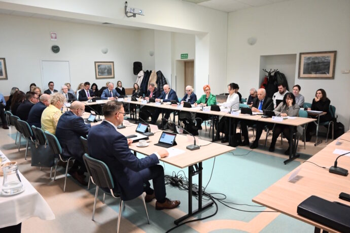 Zakończyła się sesja Rady Powiatu
