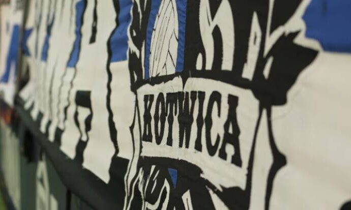 Kotwica musi oddać pieniądze