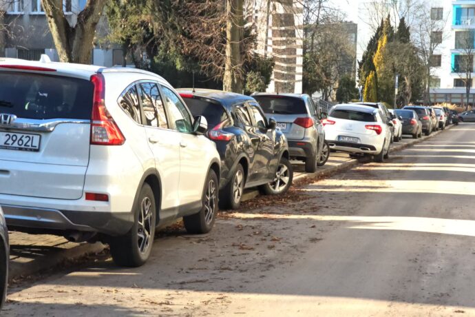 Czy kierowcy zapłacą za parkowanie w weekend?