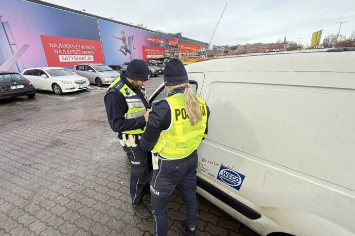 Kołobrzeska policja w działaniach Eco Car