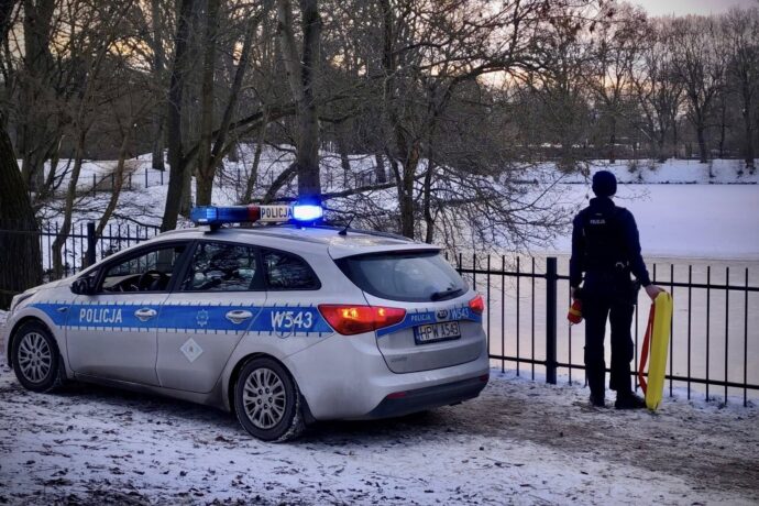 Policjanci kontrolowali akweny