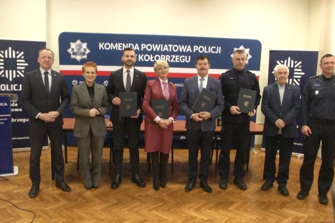 Porozumienie przekazania działki pod budowę nowej komendy policji podpisane
