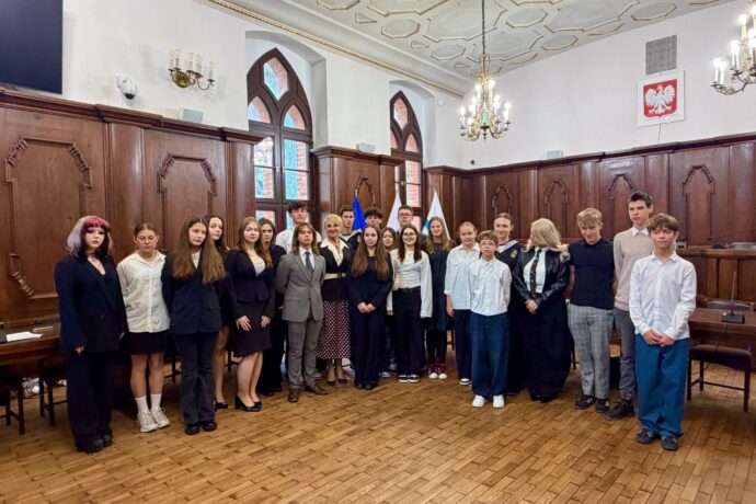 Młodzi radni już działają. Inauguracja Młodzieżowej Rady Miasta