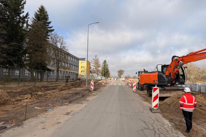 Trwają prace przy rozbudowie drogi Gościno-Gościno Dwór