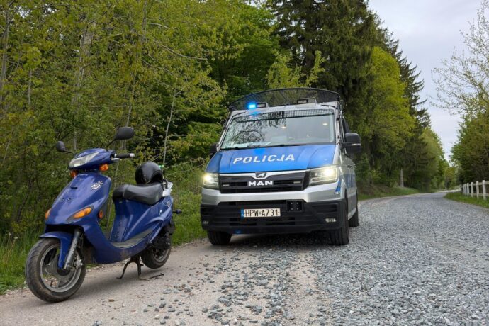Zatrzymali osoby poszukiwane i nietrzeźwego kierującego