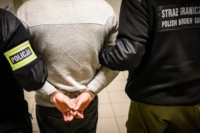 Znieważył policjantów podczas interwencji. 26-letni obywatel Ukrainy przekazany Straży Granicznej