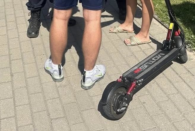 Policjanci skontrolowali użytkowników hulajnóg i rowerów