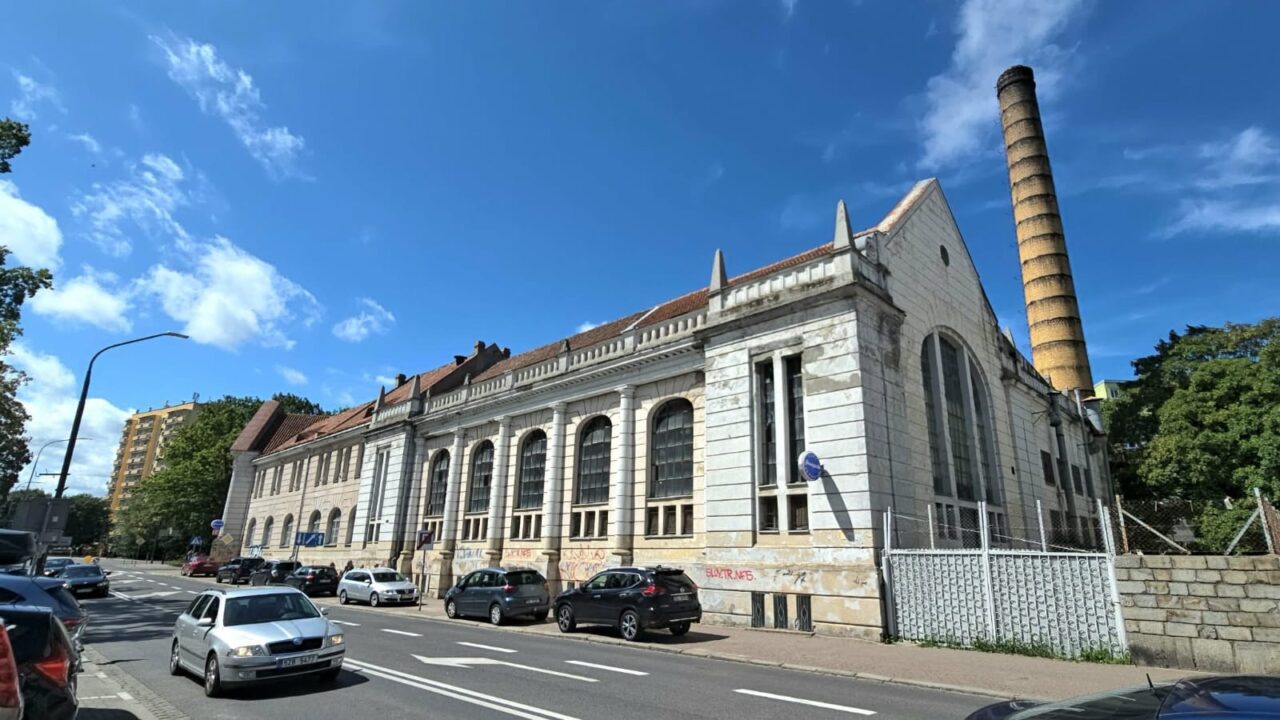 Przyszłość dawnej elektrowni „Marona”. Miasto kupi zabytkowy kompleks?