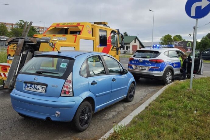 Nietrzeźwy kierowca i podejrzenie prowadzenia pod wpływem narkotyków