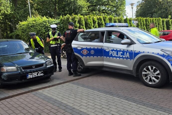 Nietrzeźwy kierujący zatrzymany przez świadka