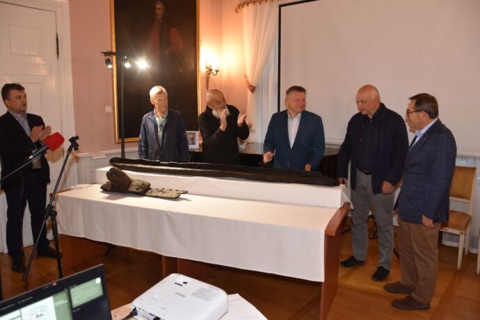 Wczesnośredniowieczny wrak z Parsęty w muzeum