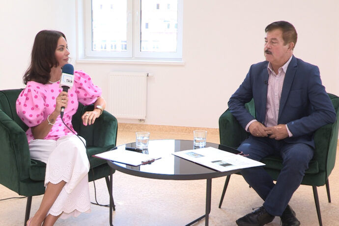 Rozmowy z widokiem na powiat – wideo