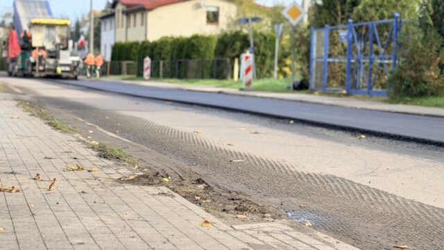 Prace na drodze Korzystno-Kołobrzeg