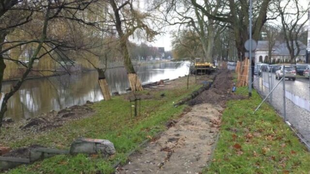 Spór o zagospodarowanie brzegów Parsęty: Wykonawca odrzuca zarzuty i żąda odszkodowania