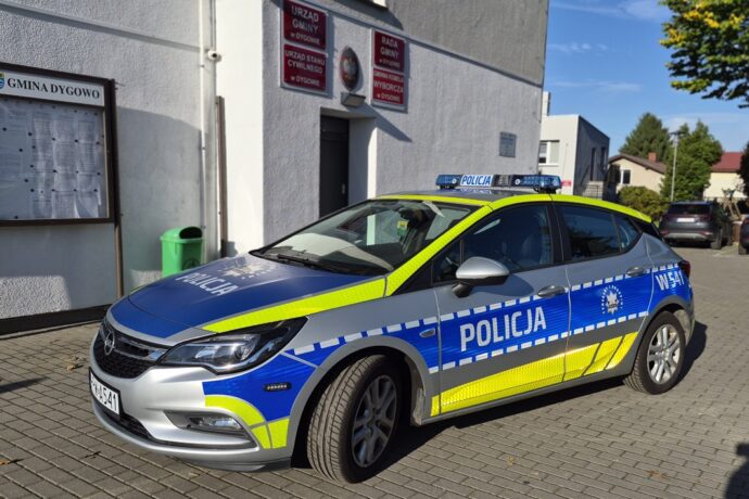 Nowy radiowóz dla Posterunku Policji w Dygowie