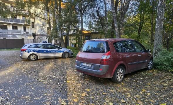 Świadek zareagował. Kierujący Renault miał 2,2 promila alkoholu